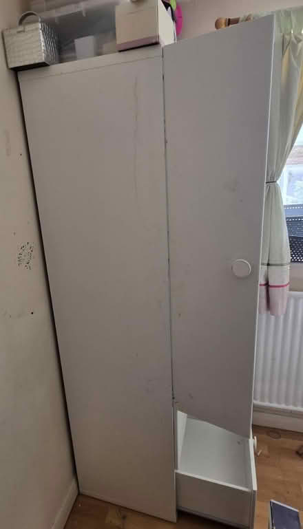 Photo of free Childs Wardrobe (Aldershot GU12) #4