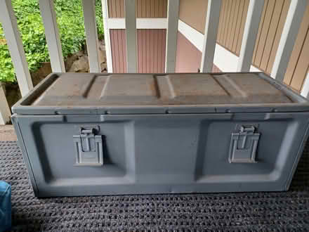 Photo of free metal box (Bellevue BCC area) #2