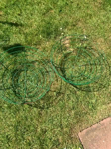 Photo of free 5 Hanging baskets (Ickenham) #1