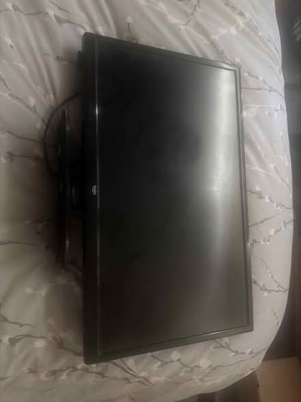 Photo of free Bush smart TV 24” with built in DVD no remote (Rubery B45) #1