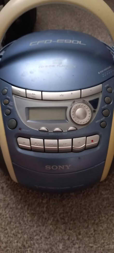 Photo of free Compact, cd/cassette/radio (Costhorpe S81) #3