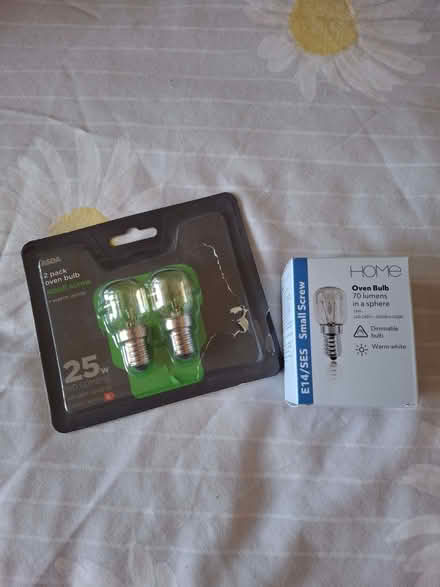 Photo of free Oven light bulbs (Surrey Heath GU16) #1