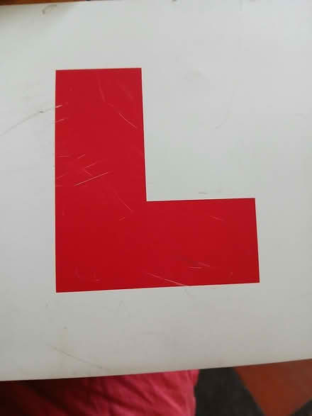 Photo of free 1 magnetic L plate (S10 Crookes) #1