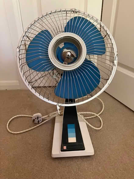 Photo of free Electric fan (North Ascot SL5) #1