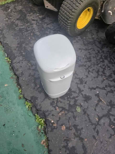 Photo of free Litter genie (Randallstown) #3
