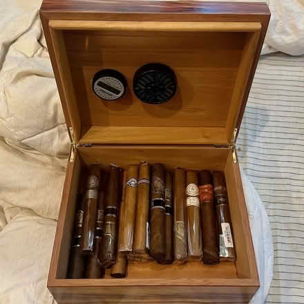 Photo of free cigars and humidor (Westside) #1