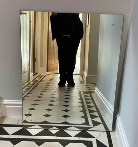 Photo of free Mirror (HP13 near railway station) #1
