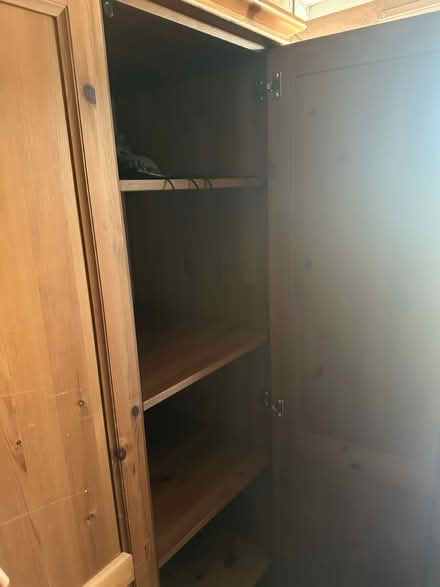 Photo of free 3 door wardrobe (Whiteinch G14) #2