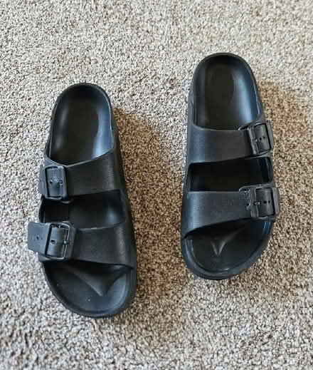 Photo of free Sandals 7 (Sutton HU8) #1