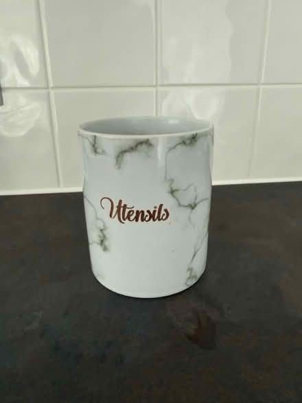 Photo of free Utensils pot (Stevenage) #1
