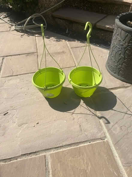 Photo of free Plant pots/hanging baskets (Liberton EH16) #1