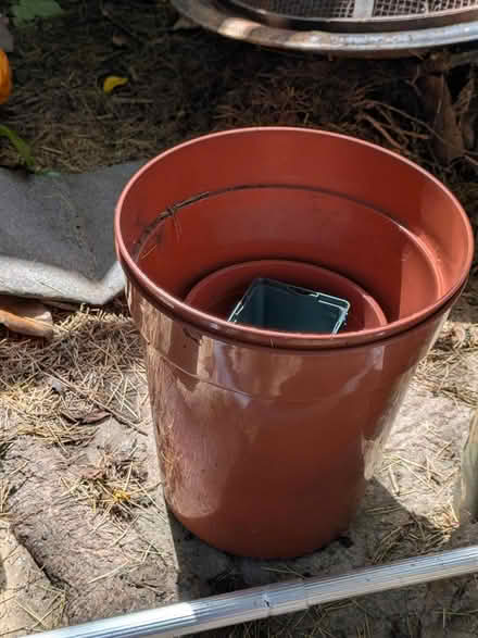 Photo of free Mixed sized garden pots (Manchester M19) #1