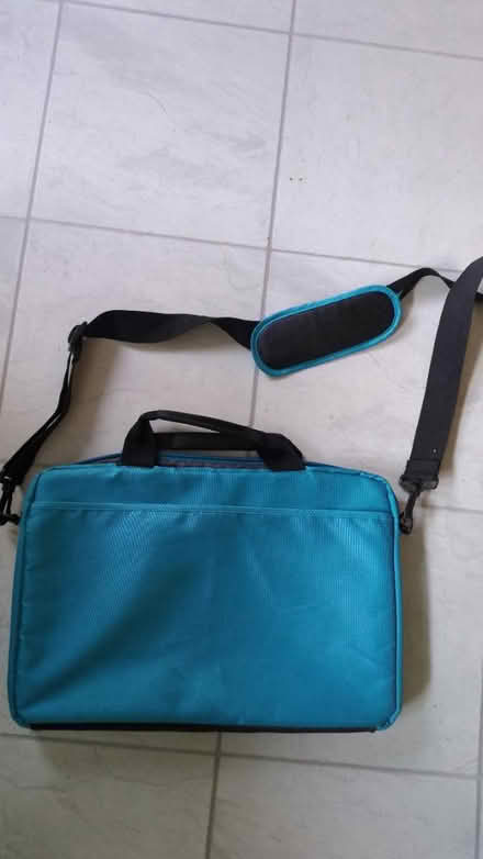 Photo of free Laptop bag (WA14 Altrincham) #2