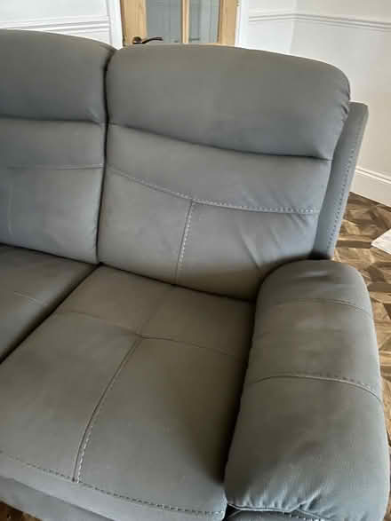 Photo of free 1 x recliner sofa (Hesketh Bank PR4) #3