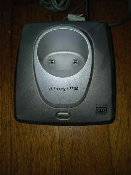 Photo of free BT freestyle answerphone and 3 extensions (West Bridgford NG2) #2