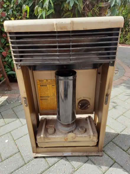 Photo of free Parafin heater (Bebington CH63) #4