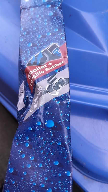 Photo of free Bosch 24 inch wiper blade new (Livingston EH54) #1