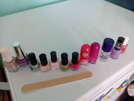 Photo of free Nail varnish and file (Maidenhead SL6) #2
