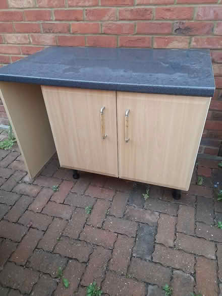 Photo of free Kitchen Base Unit (Stoke Mandeville HP22) #1
