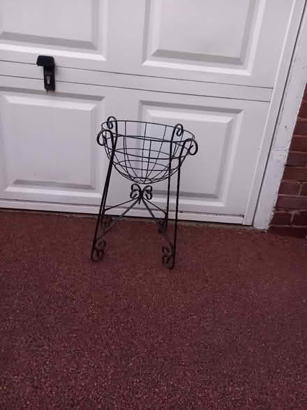 Photo of free Standing plant basket (Wildwood ST17) #1