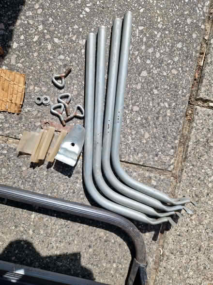 Photo of free Car Roof Rack (Gidea Park RM2) #3