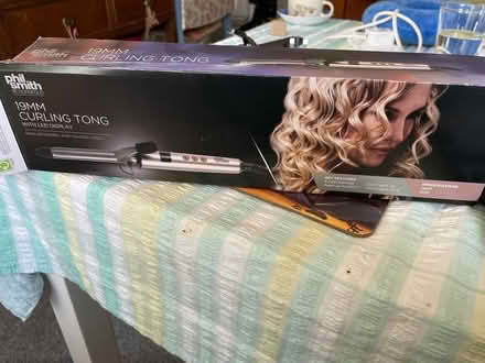 Photo of free Curling tongs (Barry CF63) #1