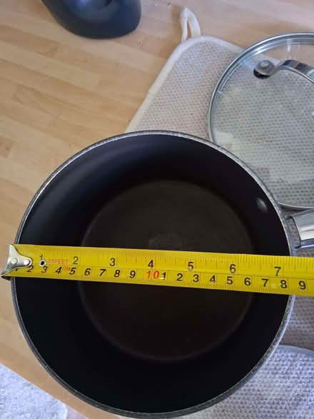 Photo of free 2 non stick Anolon pans with glass lids (Hove Station area BN3) #3