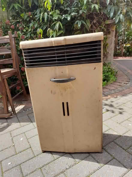 Photo of free Parafin heater (Bebington CH63) #1