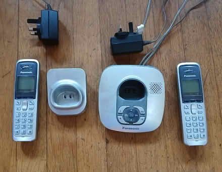Photo of free Answerphone and wireless extension - Panasonic (West Bridgford NG2) #1