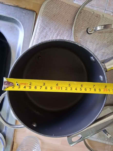 Photo of free 2 non stick Anolon pans with glass lids (Hove Station area BN3) #2