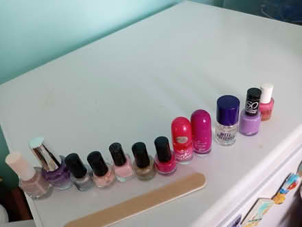 Photo of free Nail varnish and file (Maidenhead SL6) #1