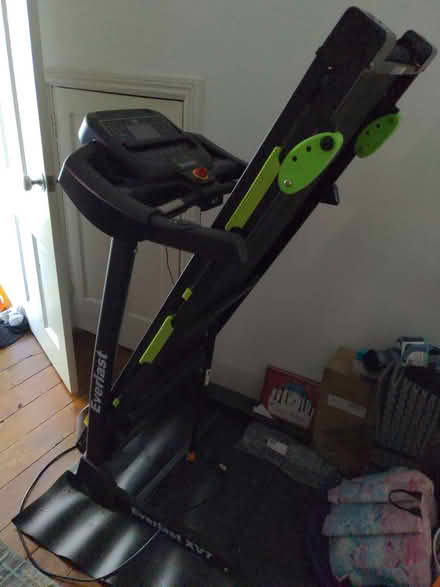 Photo of free Treadmill everlast, electric. (Earley RG6) #1