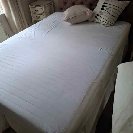 Photo of free Double sized tempur mattress (SE22) #1
