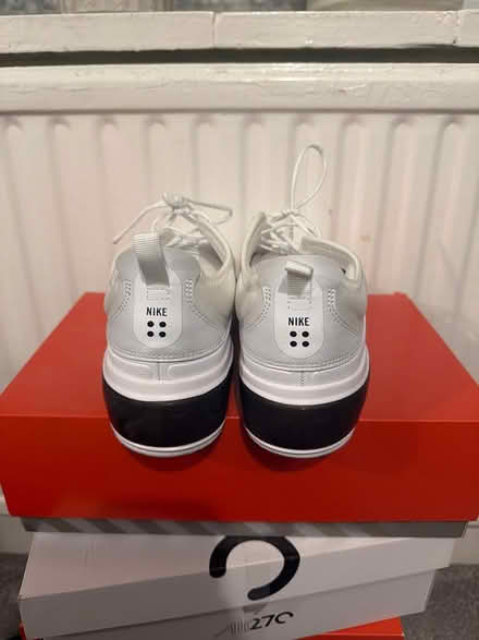 Photo of free Men’s Nike trainers #2 (BR6) #4