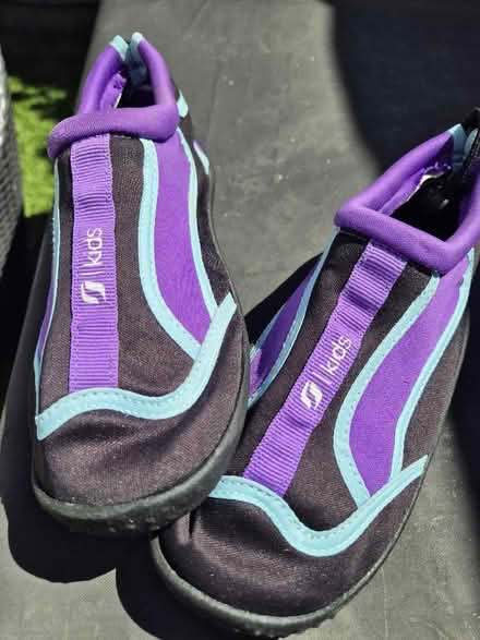 Photo of free Beach shoes 2.5 (Seaside BN22) #1
