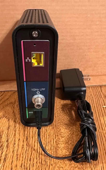 Photo of free Arris Surfboard 3.0 Cable Modem (Martinez, near Ace Hardware) #2