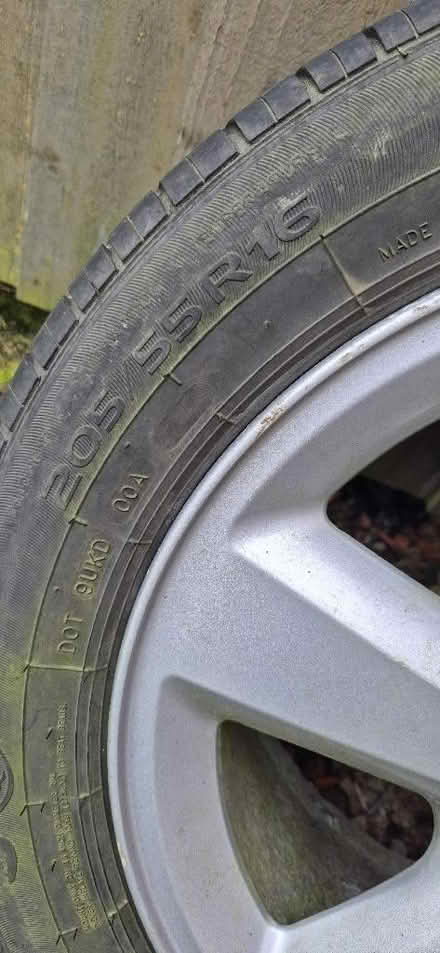 Photo of free Ford focus mk2 wheel, 2007 (Great Moor SK3) #2