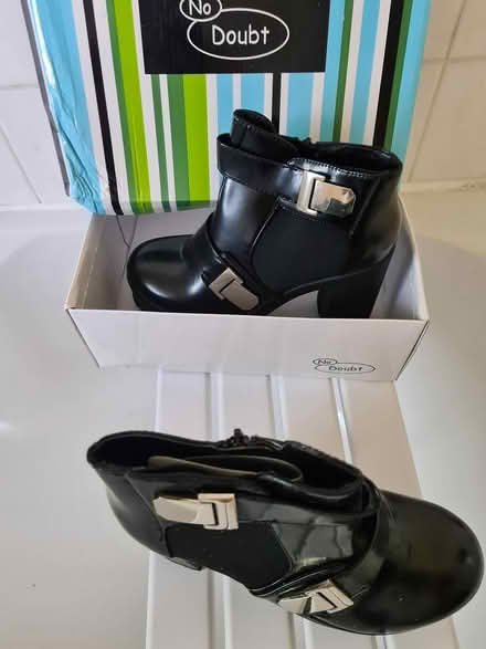 Photo of free New Shoes/boots size 6/7 (Parson Cross S5) #2