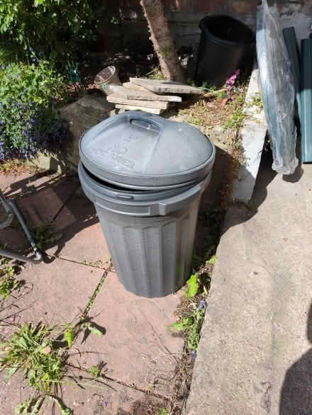 Photo of free Black garden bin (Chatham ME5) #1