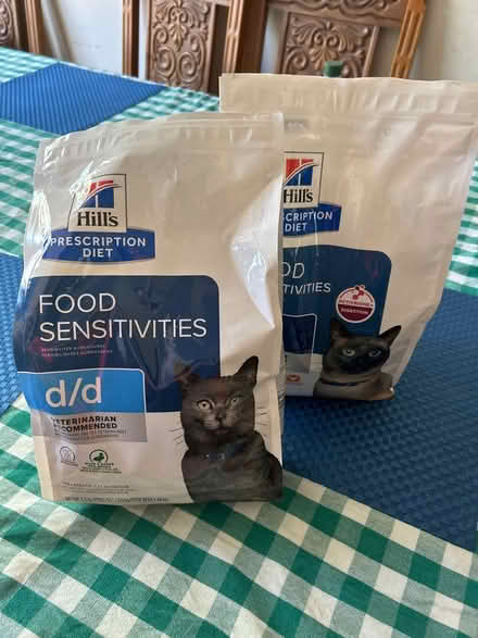 Photo of free Cat Food For Sensitive Cats (94087) #1