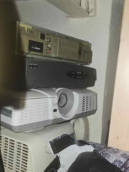 Photo of free Electrical equipment (N16 Stoke Newington) #1