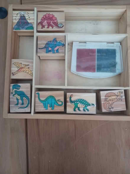 Photo of free Dinosaur stamps (Worcester WR2) #1