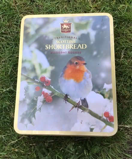 Photo of free X shortbread tin (Storrington RH20) #1