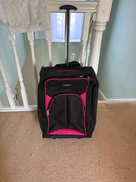 Photo of free Small suitcase (Walton Summit PR5) #1
