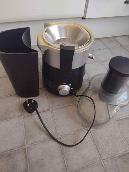 Photo of free Juicer (Bournemouth, BH7) #1