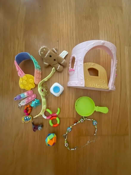 Photo of free Kids bundle (Angel EC1V) #1