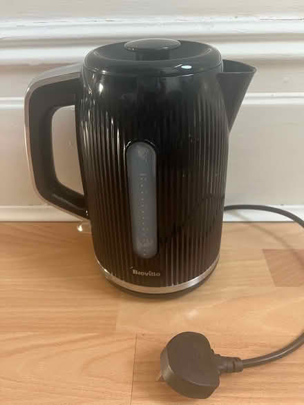 Photo of free Breville kettle (Hove Edge HD6) #1