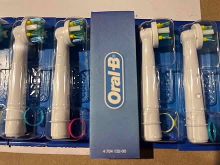 Photo of free NIB - 8 Oral-B Toothbrush Heads (East Capitol Hill Miller Park) #1