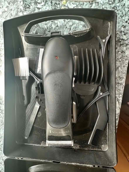 Photo of free Hair clippers (Alwoodley LS17) #2
