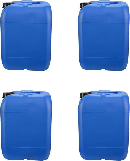 Photo of free 4x 20L plastic jerry cans (Haddenham HP17) #1
